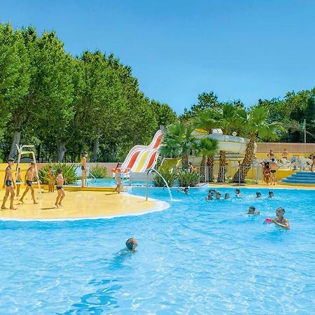 Mobilhome Climatise 3Ch 6P Dans Parc Des 7 Fonts Agde Luaran gambar