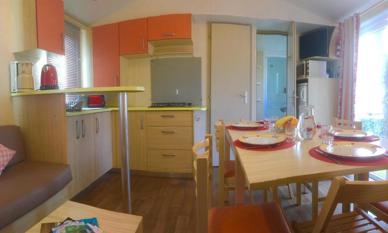 Mobilhome Climatise 3Ch 6P Dans Parc Des 7 Fonts Agde Luaran gambar