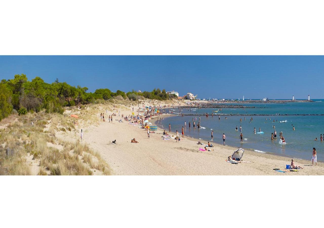 Mobilhome Climatise 3Ch 6P Dans Parc Des 7 Fonts Agde Luaran gambar